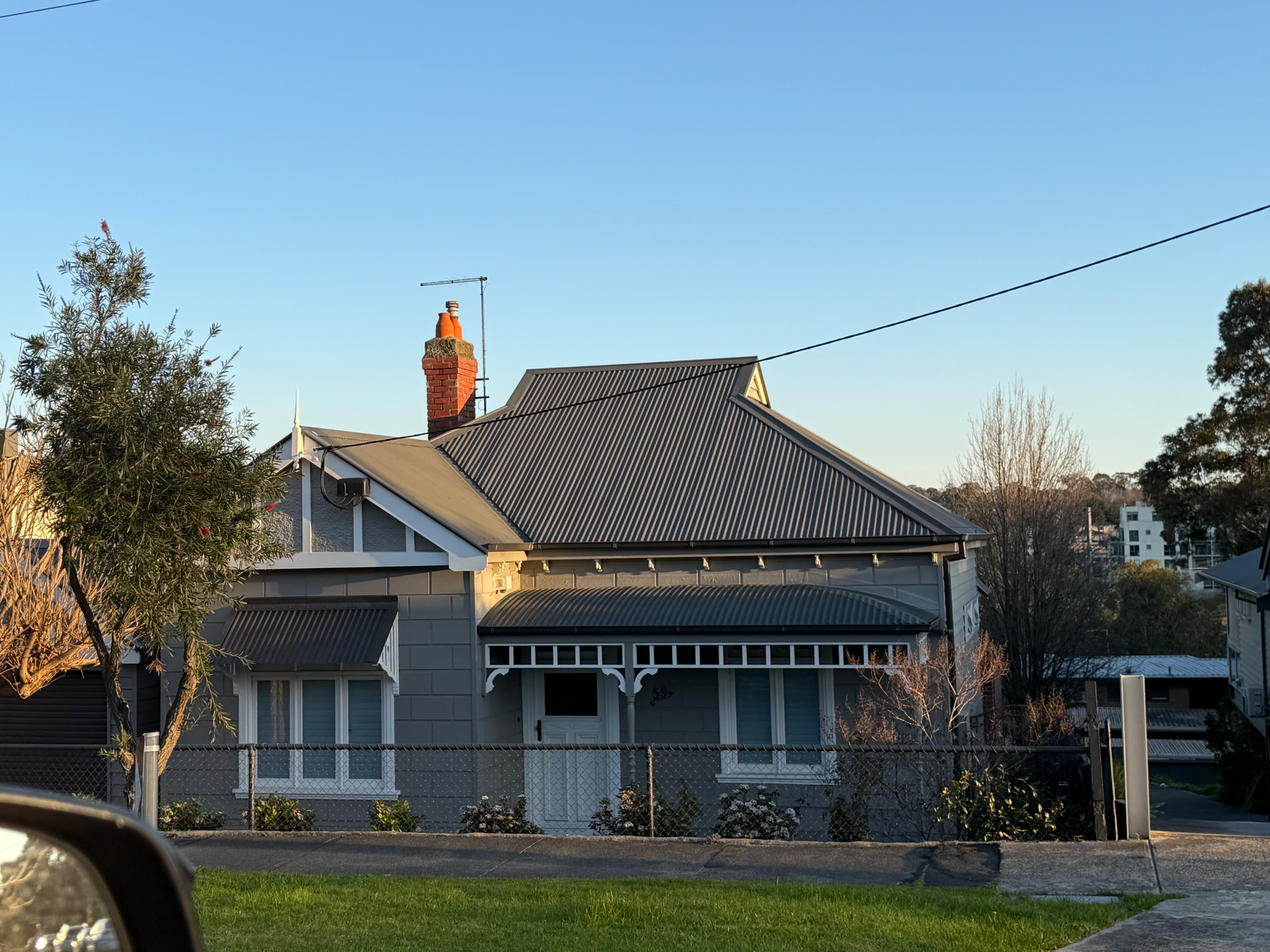 Completed Colorbond roof on a classic Melbourne home